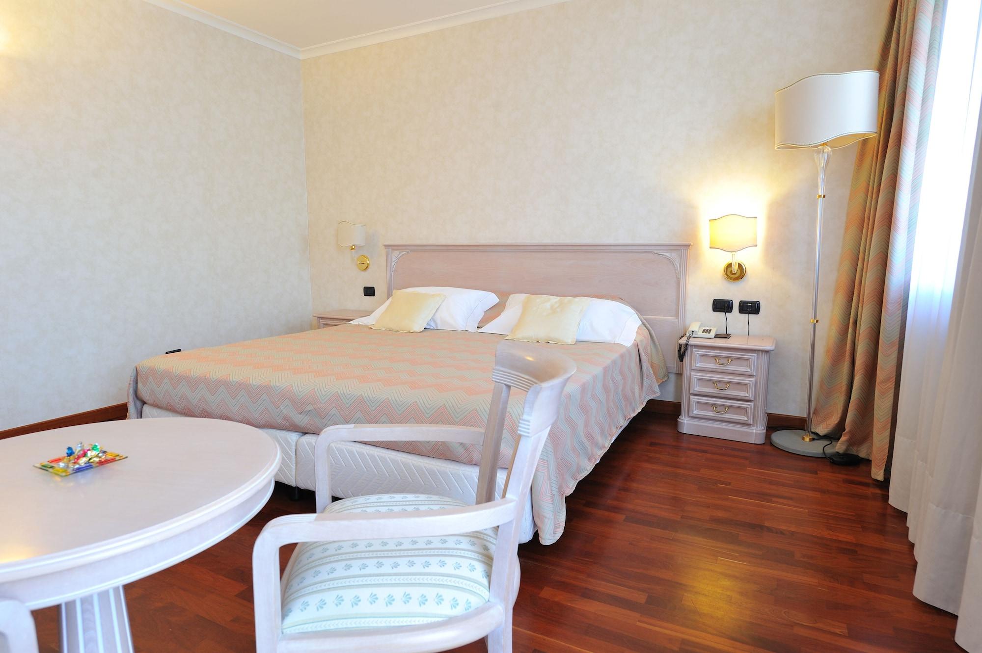 Roxy Plaza 4* Soave (Verona)