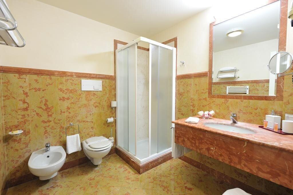 Roxy Plaza 4* Soave (Verona)