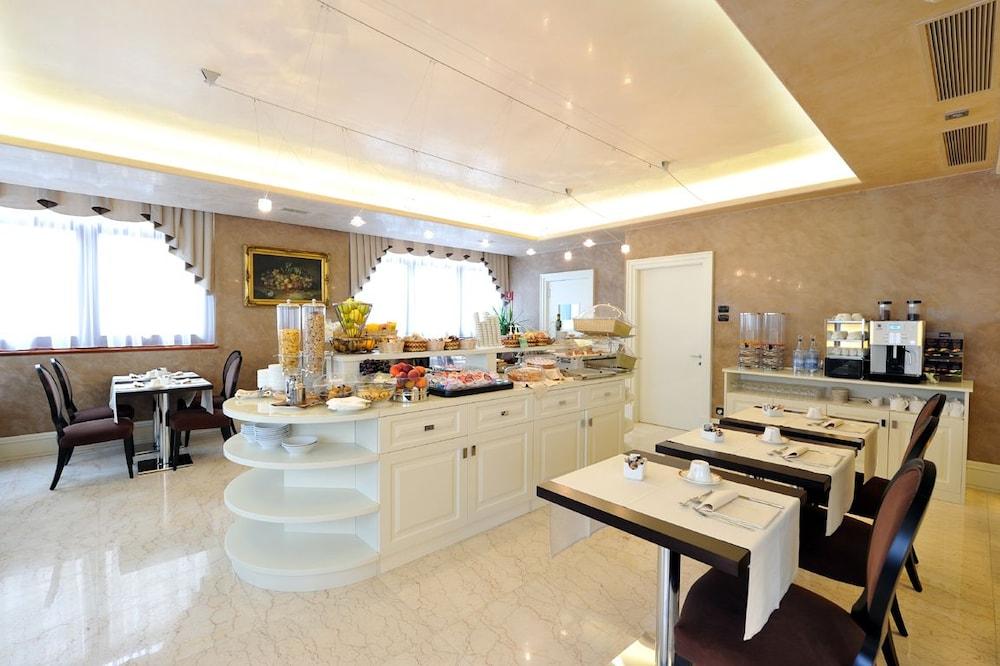 Roxy Plaza 4* Soave (Verona)