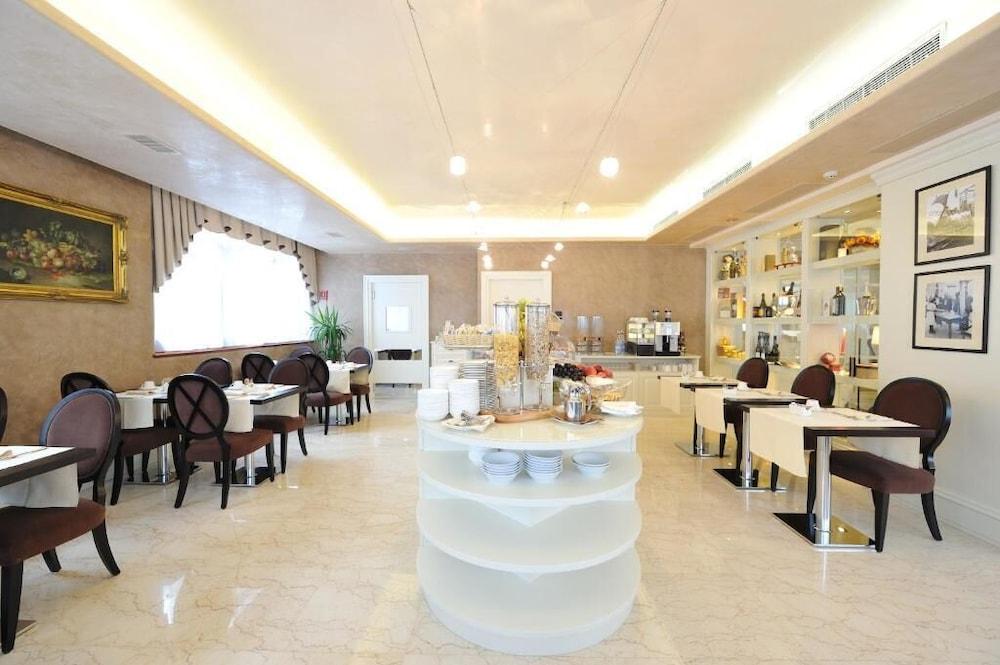 Hotel Roxy Plaza Soave (Verona)