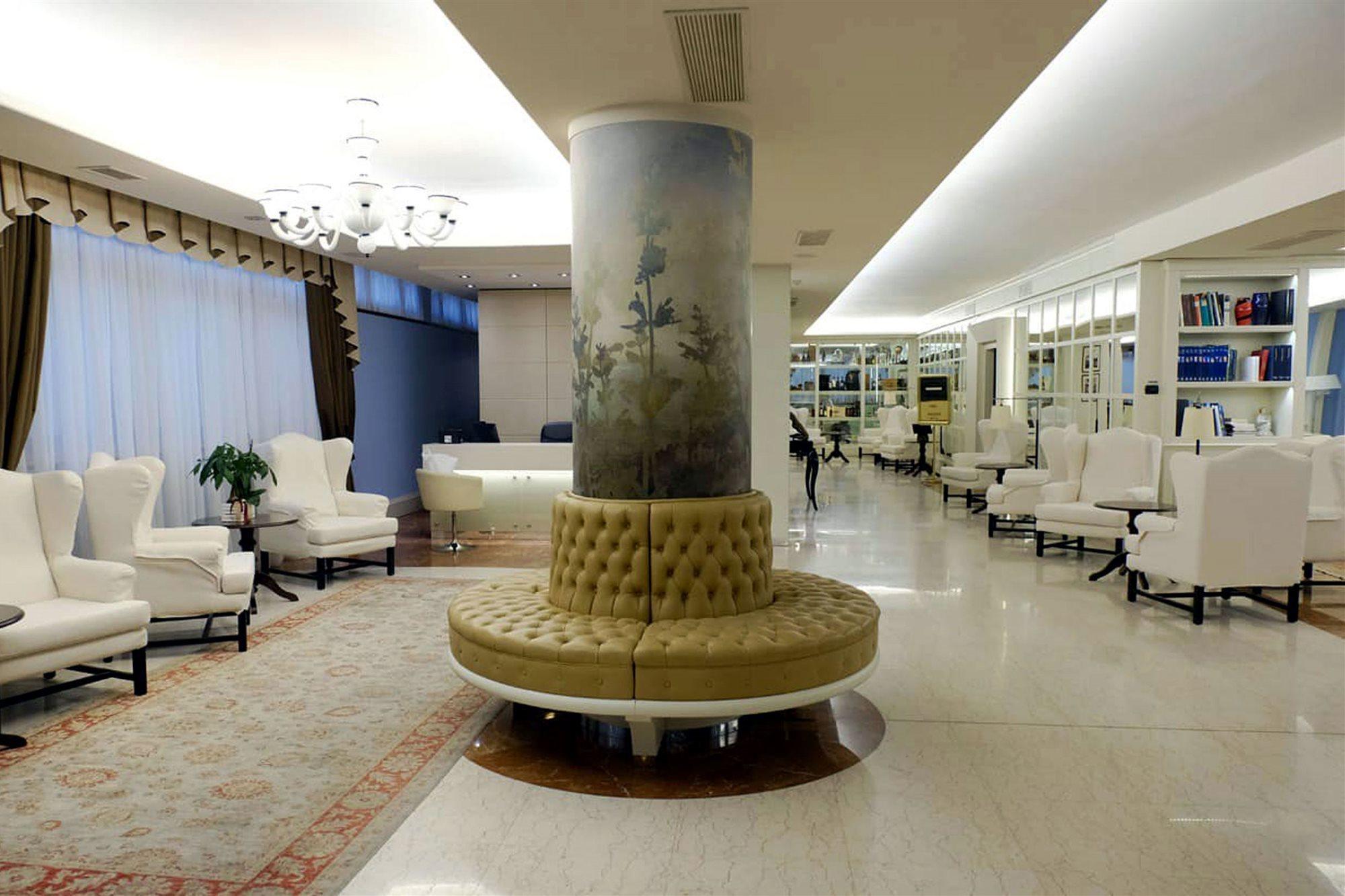Hotel Roxy Plaza